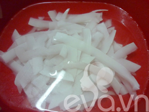 Chiêu làm mứt dừa siêu ngon đón Tết - 1