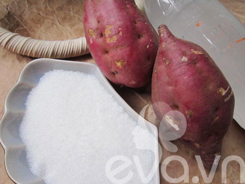 Thử làm mứt khoai lang chờ Tết - 1