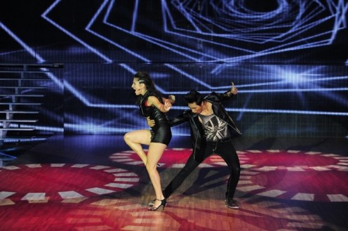 Liveshow 2 buoc nhay hoan vu 2014 (ngay 11/1/2014)