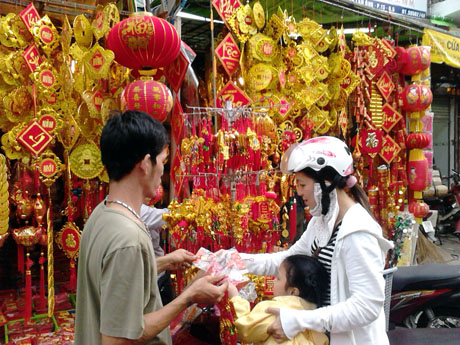 Huong dan trang tri nha cua ngay tet dep lung linh