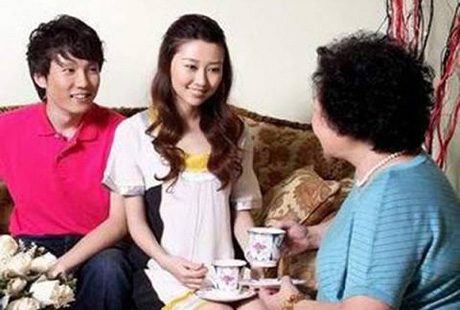 Dở khóc dở cười dịch vụ “cho thuê người yêu” dịp lễ Tết