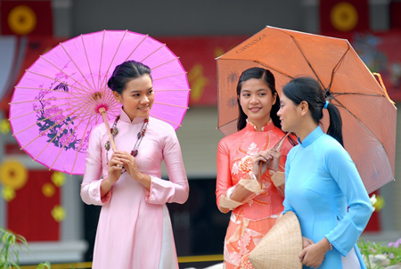 Xem gio xuat hanh, gio tot xau ngay 10/2/2014 (ngay 11/1 Giap Ngo)