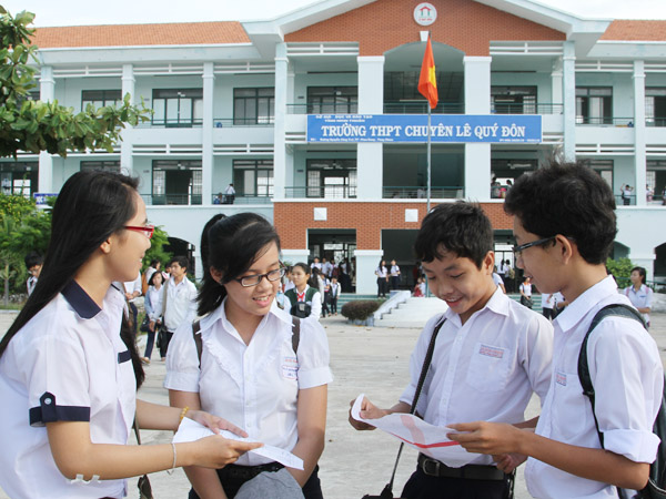 Lich thi vao lop 10 nam 2014 tai Ha Noi