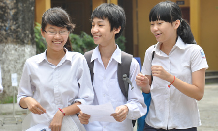 Hon 32 nghin hoc sinh Nghe An thi vao lop 10 THPT