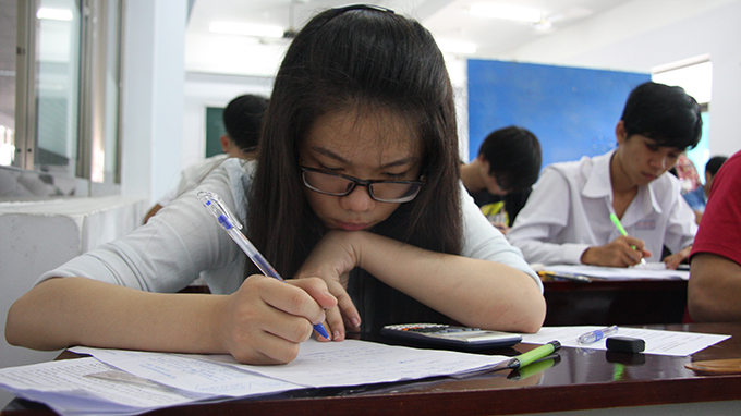 Huong ra de thi dot 2 lieu co giong dot 1?
