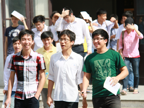 Diem chuan dai hoc cac khoi B,C,D nam 2014 tang