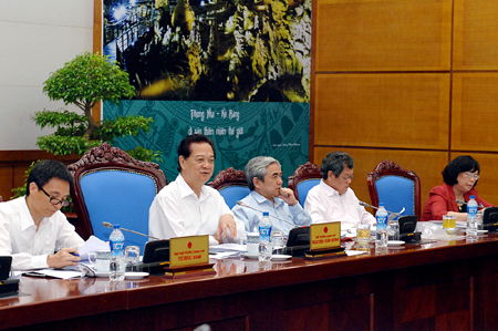 Thủ tướng: Việc thay đổi số năm học, tổ chức trường chuyên cần được nghiên cứu thêm.