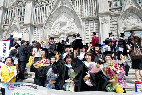 10 suat hoc bong toan phan du hoc Han Quoc nam 2015