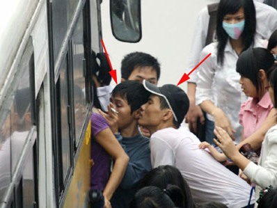 Kinh nghiem di xe bus cho tan sinh vien