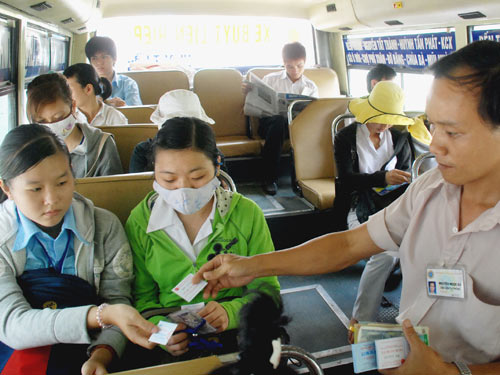 Kinh nghiem di xe bus cho tan sinh vien