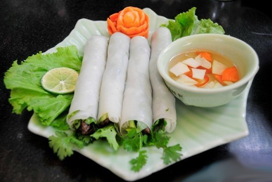 Cach lam pho cuon cuc ngon cho ngay thu