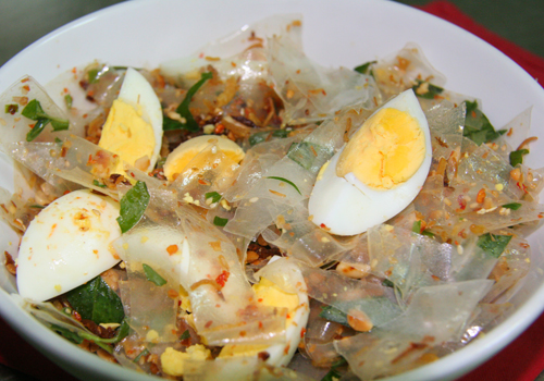 Cach lam banh trang tron ngon tai nha