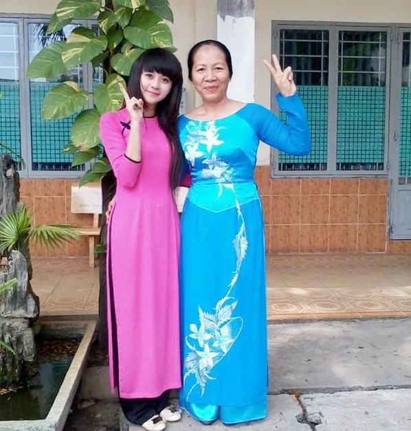 Ngam ve dep co giao 9x xinh nhu hotgirl