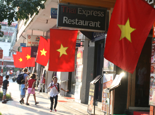 Nhung dia diem ban phao hoa mung Ngay Giai phong Thu do