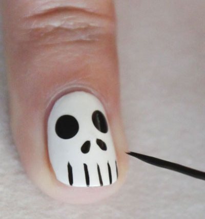 Nhung mau mong tay dep va doc dao cho ngay le Halloween