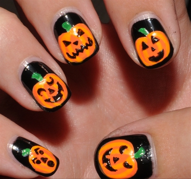 móng tay halloween