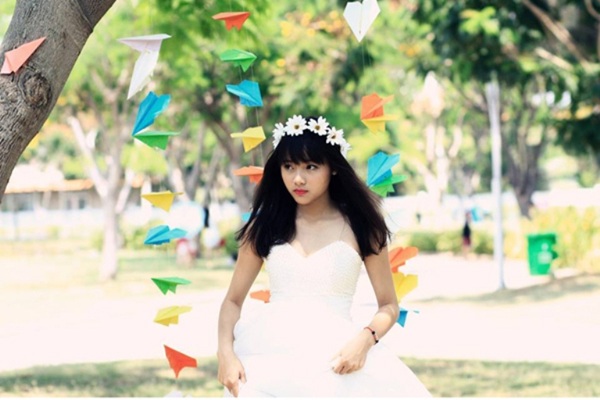 guyễn Thi Phương, sinh ngày 18/10/1994, hiện đang là sinh viên năm 3, ngành Ngôn ngữ Anh, trường Đại học Tôn Đức Thắng (TP.HCM).