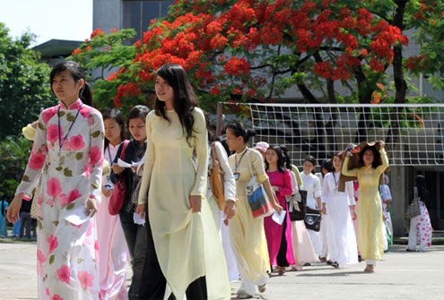 Giam chi tieu tuyen sinh nhieu nganh nam 2015