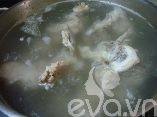 Huong dan lam mon lau cha cua bap bo cho ngay dong am cung