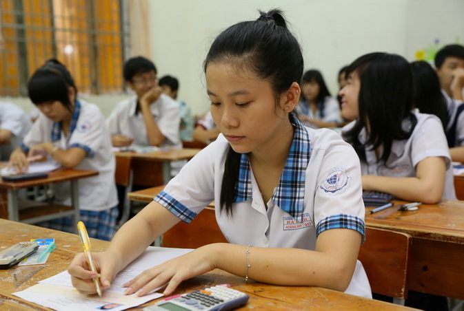 Tuyen sinh vao lop 10 THPT chuyen Bao Loc - Lam Dong nam 2015