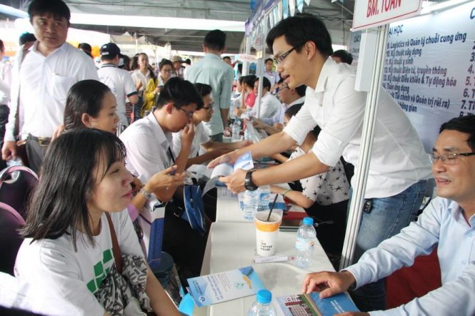 DH Quoc te - DH QG TP.HCM cong bo diem chuan dot 1 nam 2016