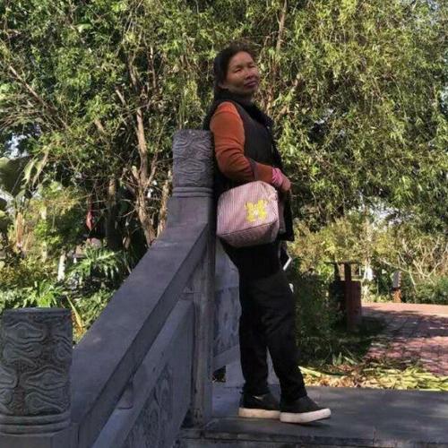 Anh chang xau trai hoa hotboy sau 10 lan phau thuat tham my