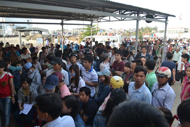 Cach lam sua chua mit thom ngon giai nhiet ngay he
