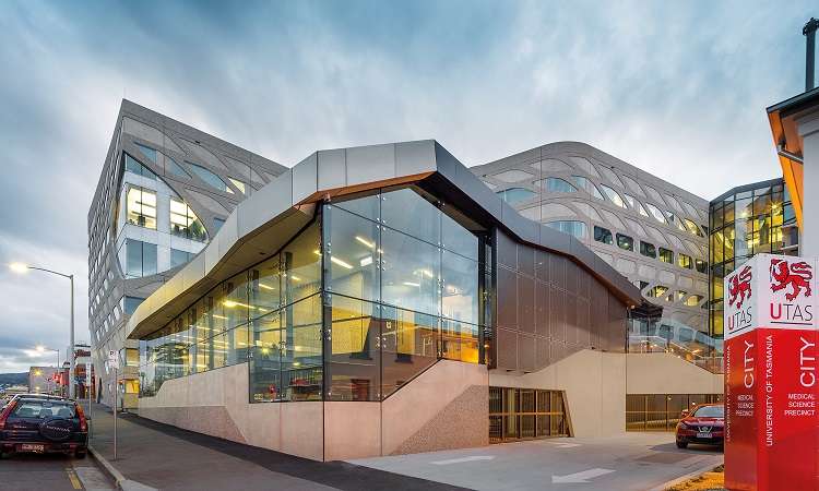 Học bổng hấp dẫn từ trường đại học Tasmania