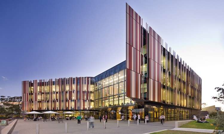 Học bổng Vice Chancellor từ quỹ Global Allianz cho sinh viên quốc tế tại ĐH Macquarie Úc 2017-2018 Học bổng Vice Chancellor từ quỹ Global Allianz cho sinh viên quốc tế tại ĐH Macquarie Úc 2017-2018