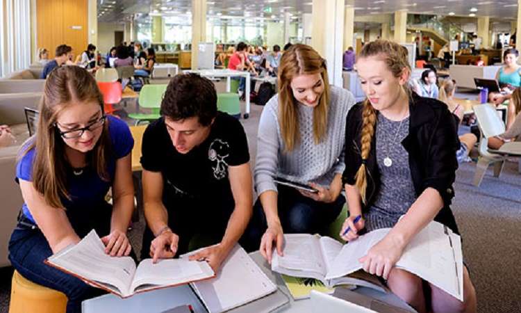 Học bổng ĐH Western Australia ngành Thiên văn học vô tuyến 2017-2018