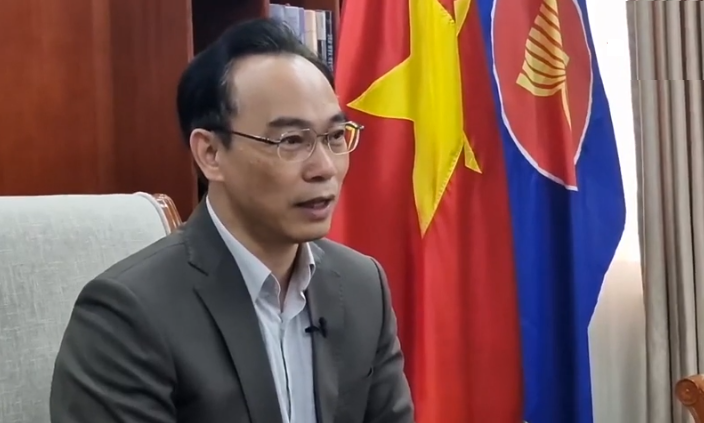 Bo GD giai thich cach quy doi diem xet tuyen Dai hoc 2025