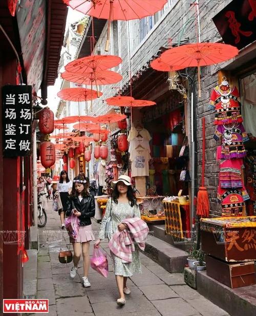 Diem san va quy doi diem Khoa Quoc te Dai hoc Thai Nguyen 2025
