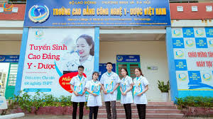 Trường Cao đẳng Công Nghệ Y- Dược Việt Nam