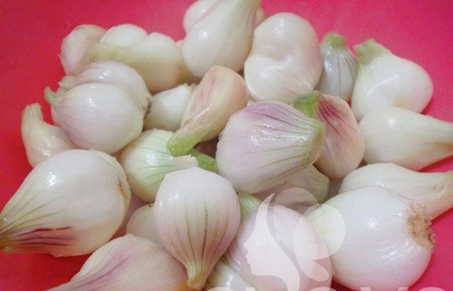 Huong dan cach muoi dua hanh ngon ngay tet