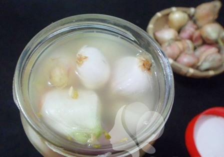 Huong dan cach muoi dua hanh ngon ngay tet